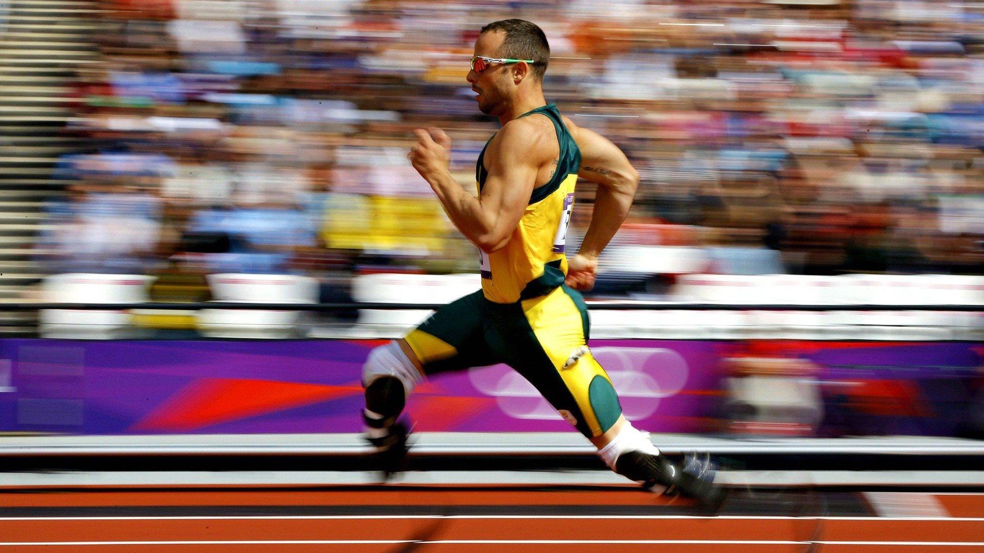 费德勒退役一周年，回顾传奇生涯与不朽遗产